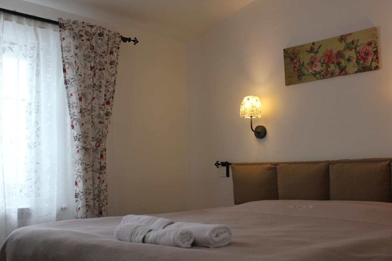 Villa Lavanda Elena Buitenkant foto